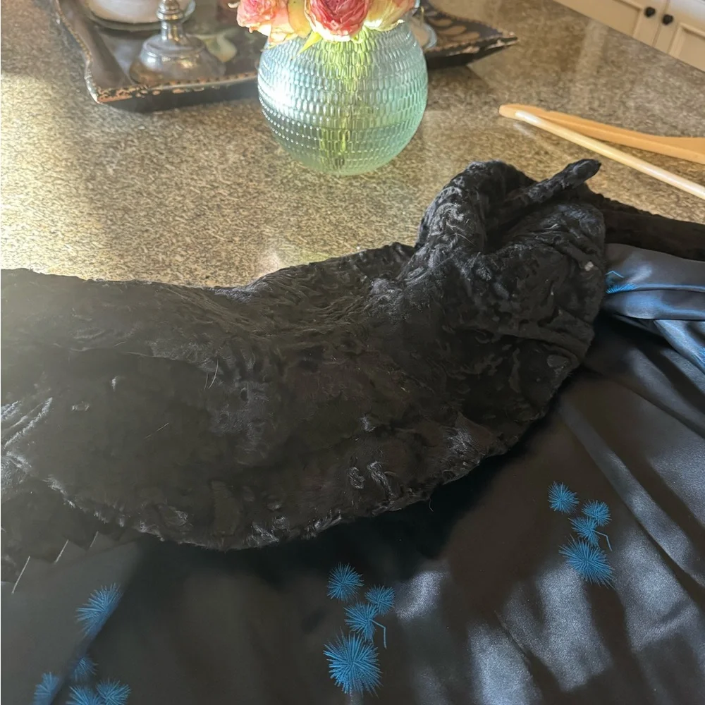 Vintage astrakhan swing coat - Picture 5 of 10